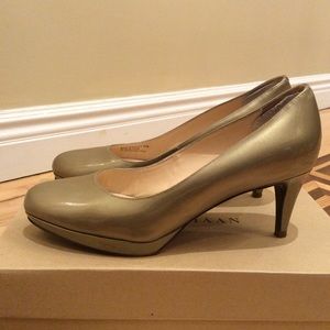 Cole haan patent leather pump